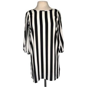 NWT Boutique Black & White Stripe Bow Back Dress - Size Small